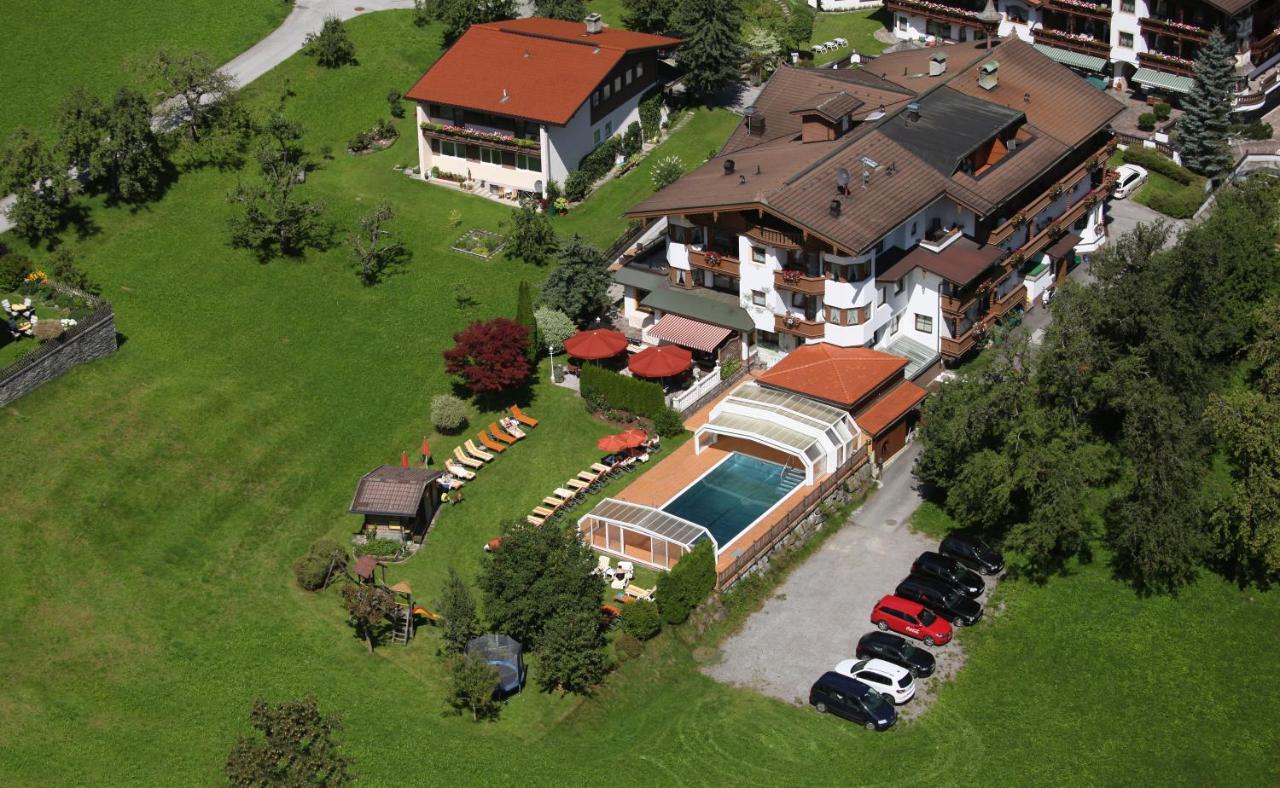 Olympia-Relax-Hotel Leonhard Stock Finkenberg Exterior photo
